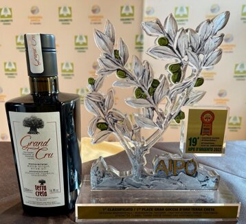 8e8de4be-38ea-4cfc-ab9b-8aa06a95260a