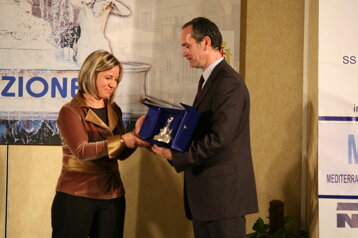 c27b6c66-a719-4b75-8b0c-5bcbbccf5bcb