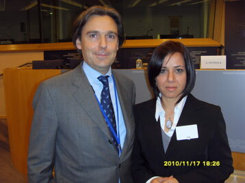 8d032bdb-9910-499d-93ea-53351b439e7f