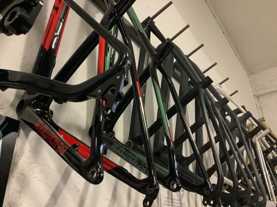 04648835-76f2-4ed9-9919-469ecd3501ad 04648835-76f2-4ed9-9919-469ecd3501ad