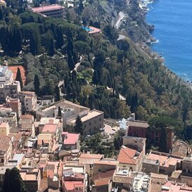 TAORMINA Vista da Madonna della Rocca TAORMINA Vista da Madonna della Rocca