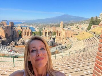 75bddbc9-b1b7-40cb-b2ec-00133a9c29a4