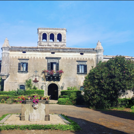 CASTELLO DEGLI SCHIAVI Casa di Michael Corleone CASTELLO DEGLI SCHIAVI Casa di Michael Corleone