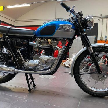 TRIUMPH BONNEVILLE 120 DEL 1965