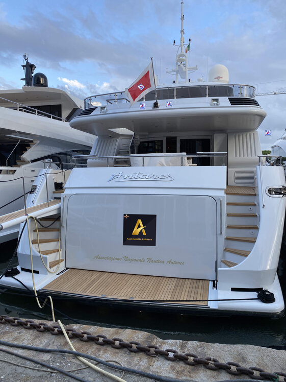 bd7e996b-47bc-440b-9946-6b964e5f66db bd7e996b-47bc-440b-9946-6b964e5f66db