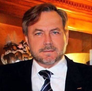 73f2ab2e-0f5b-4e41-a829-b52f64bc158b 73f2ab2e-0f5b-4e41-a829-b52f64bc158b