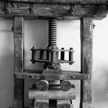 Press (Vite) Press (Vite)