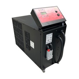 XD - Scaricatore/analizzatore portatile di batterie progettato per testare lo stato di salute di batterie di qualsiasi tipo e capacità