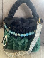 borsa-artigianale-marshmallow-eleganza-e-unicita-fatto-a-mano borsa-artigianale-marshmallow-eleganza-e-unicita-fatto-a-mano