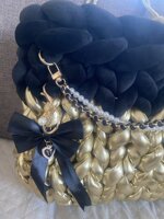 borsa-artigianale-marshmallow-eleganza-e-unicita-fatto-a-mano borsa-artigianale-marshmallow-eleganza-e-unicita-fatto-a-mano