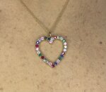 collana-con-ciondolo-cuore-multicolor