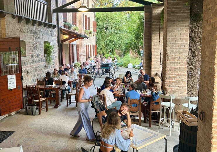 giovani e famiglie aperitivo giovani e famiglie aperitivo