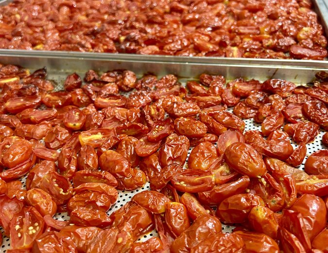 pomodori datterini semidry confit