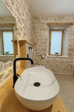 ca' santina foto bagno piano terra.jpeg