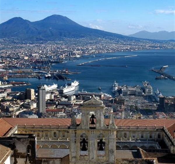 napoli2.jpeg