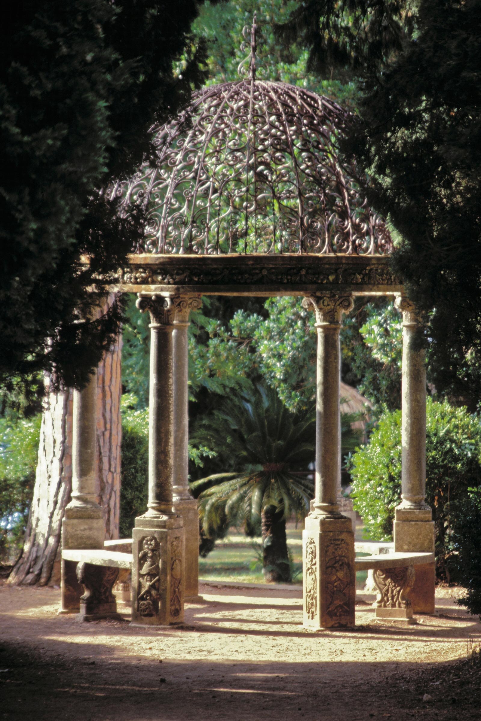 villa-cimbrone-giardini-73.jpeg villa-cimbrone-giardini-73.jpeg