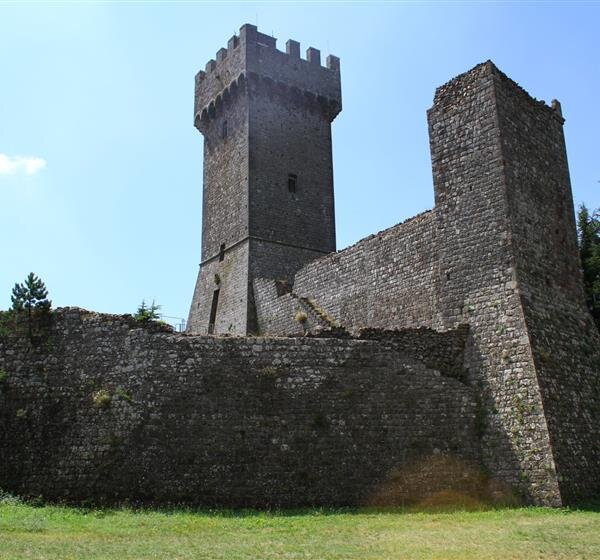radicofani-fortezza.jpeg radicofani-fortezza.jpeg