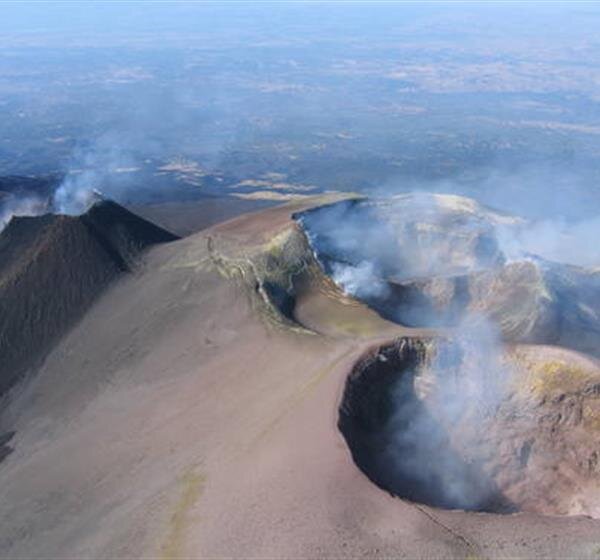 etna2.jpeg etna2.jpeg