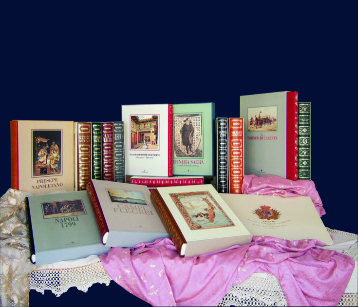 di mauro editore scaffale fondo blu.jpeg