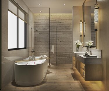 Pulizia di tutte le superfici, con grande attenzione per il bagno.