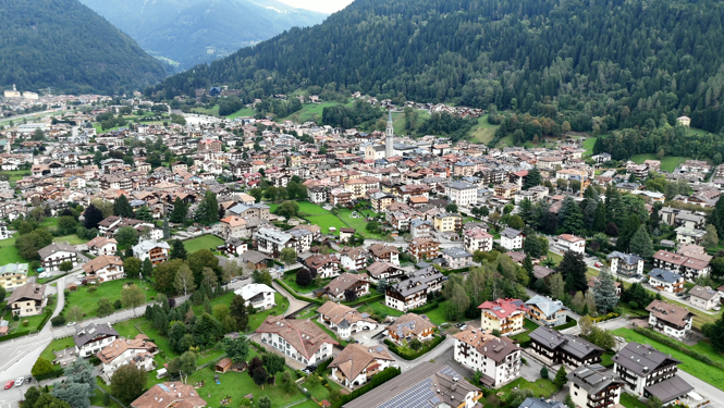 veduta_aerea_pinzolo veduta_aerea_pinzolo