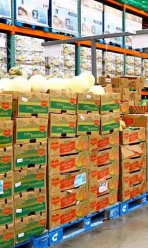 food-storage-warehouse-istock-1464153380.jpeg