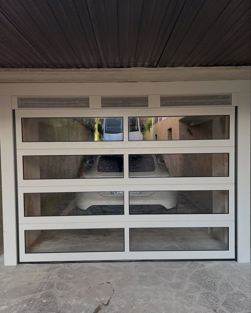 sezionale trasparente.jpeg