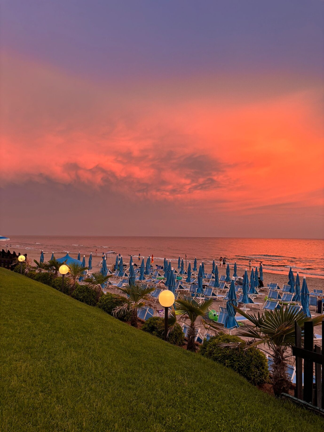 tramonto.jpeg tramonto.jpeg