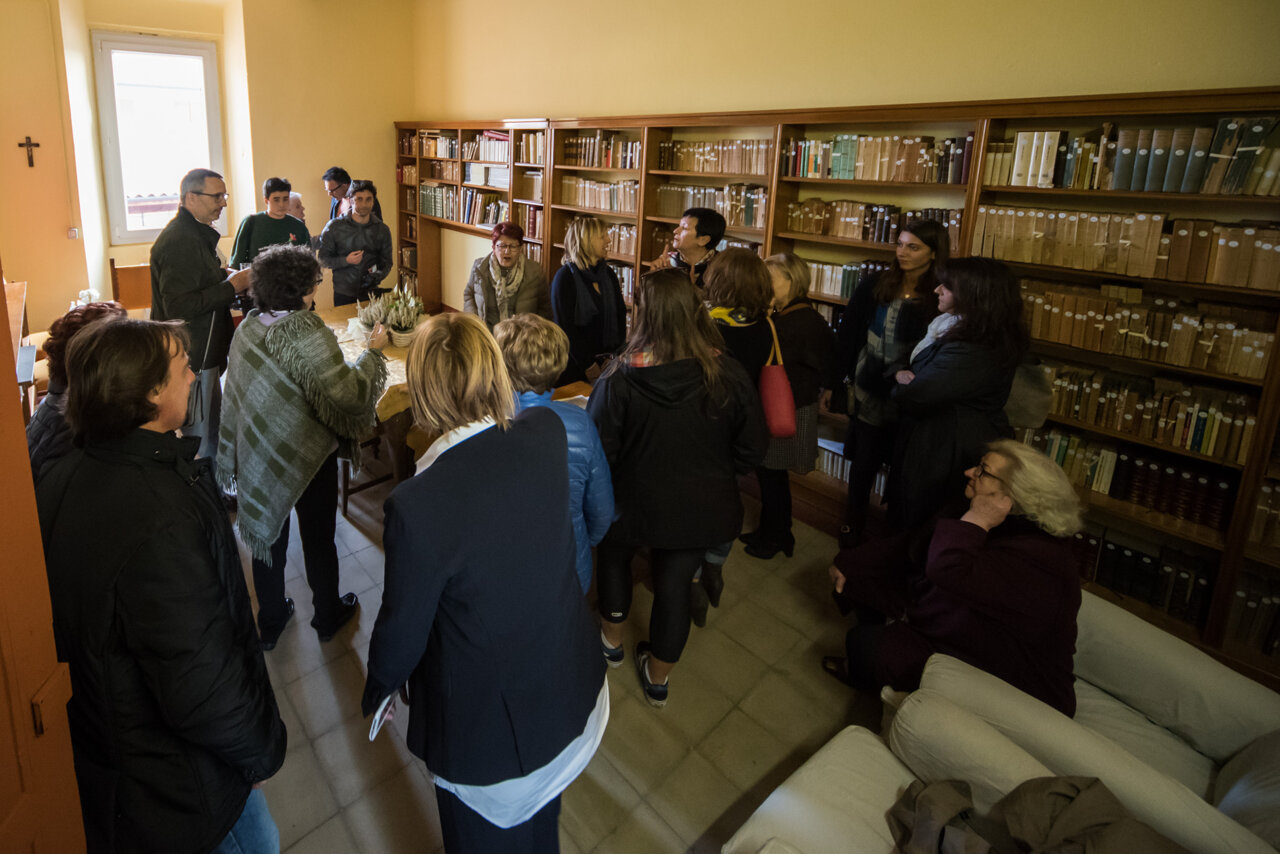 d616c94e-5d94-435b-98b3-397ea1a4360f d616c94e-5d94-435b-98b3-397ea1a4360f