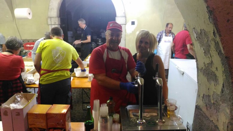 5a7f1832-c319-4b93-81cf-e4d04a259d74 5a7f1832-c319-4b93-81cf-e4d04a259d74