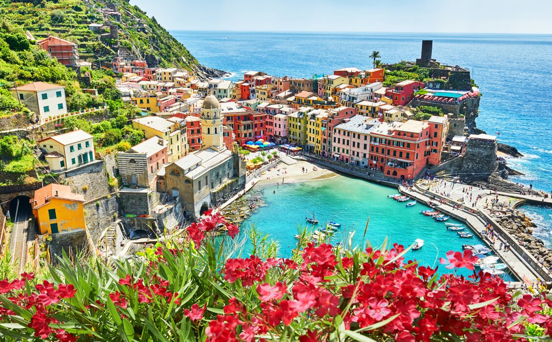 cinque terre shutterstock_1502367779 - copia.jpeg