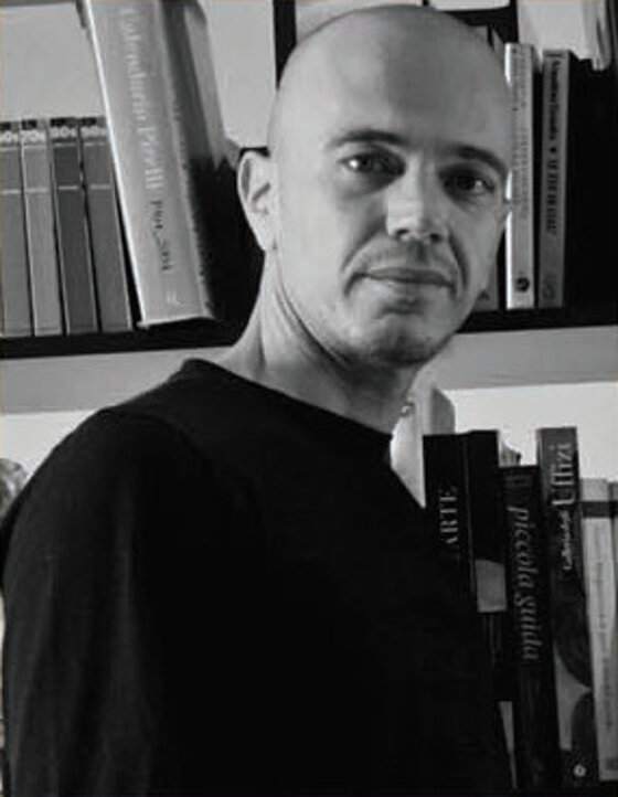 51ed1f9a-750c-4767-b992-8aae1e85469b