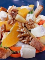 insalatona-di-frutta-con-arancio-mela-e-frutta-secca-codice-s29