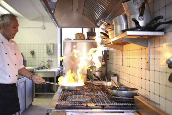 13998e43-88a1-4a24-9558-9b1804c021de