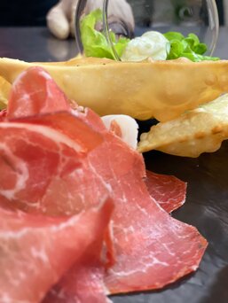 18f5006b-64bb-49ca-833f-e6c24e0d7e94