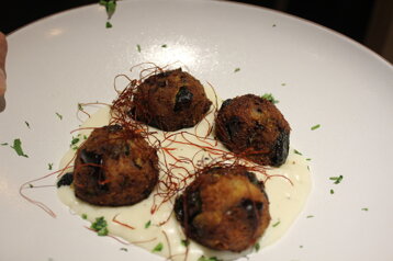 16077a54-e8e8-41c9-8d17-41a4a4bcae6d 16077a54-e8e8-41c9-8d17-41a4a4bcae6d