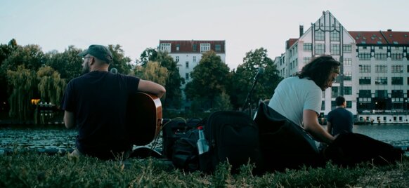 6647703b-bd64-4596-89d1-4c5b2a692aae 6647703b-bd64-4596-89d1-4c5b2a692aae