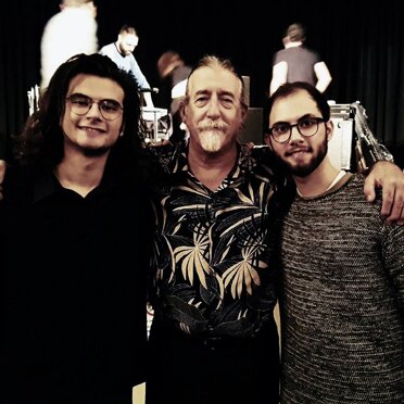 CON FABIO TREVES Dopo l'apertura per la Treves Blues Band, il 16/11/2018 al Cine Teatro Pax di Provaglio d'Iseo (BS)