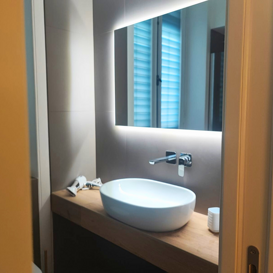 25d060dd-64a9-468e-8005-d612bee4b817