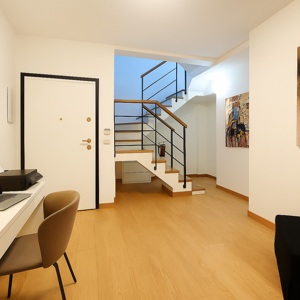 garraffello%20terrazzo%20tramonto%20con%20tavolo garraffello%20terrazzo%20tramonto%20con%20tavolo