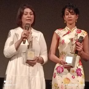 384da4fe-af35-4d31-89fb-56e230f6e6a8 384da4fe-af35-4d31-89fb-56e230f6e6a8