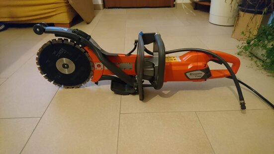 fd9f5f60-f1f3-42d1-b6c0-b08fd949dbce