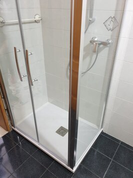 09182985-ad51-45e7-a5d5-f1ca90e95439