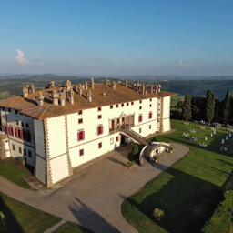 VILLA CENTOCAMINI VILLA CENTOCAMINI IN TOSCANA VILLA CENTOCAMINI VILLA CENTOCAMINI IN TOSCANA