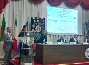 30-10-2025%20apertura%20as%20zona%2012%20e%20zaino%20sospeso%206.jpeg 30-10-2025%20apertura%20as%20zona%2012%20e%20zaino%20sospeso%206.jpeg