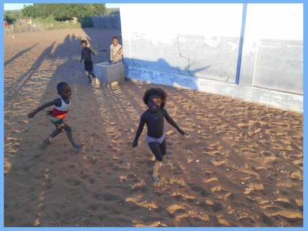 b5fa2015-c305-44ba-9964-e6423664d37c b5fa2015-c305-44ba-9964-e6423664d37c