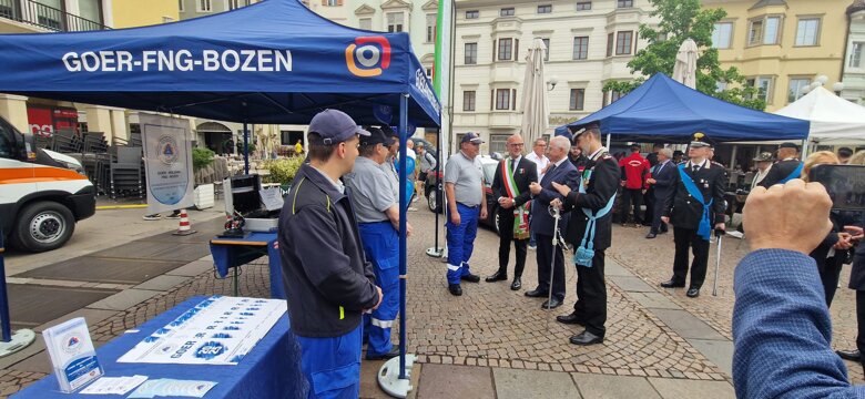 Festa del 2 giugno Piazza Walther Festa del 2 giugno Piazza Walther