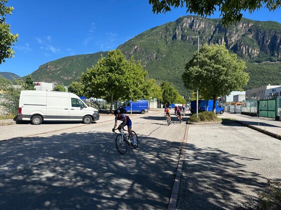 082cf73d-bbec-413c-aaae-26a550f5a4e8