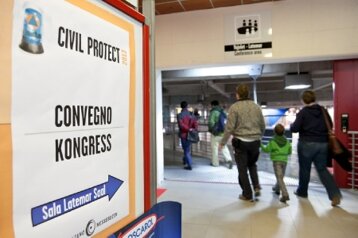 aef3ff9d-ceed-4ed9-8637-a939671f1c70 aef3ff9d-ceed-4ed9-8637-a939671f1c70