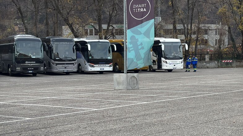 mercatino 2025_7.jpeg mercatino 2025_7.jpeg